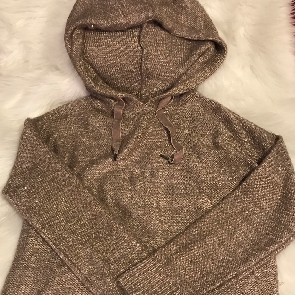 EUC Jennifer Lopez Pink Champagne Sweater